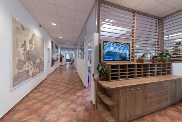 Räumlichkeiten des Bürogebäudes