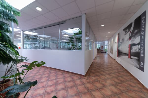 Räumlichkeiten des Bürogebäudes